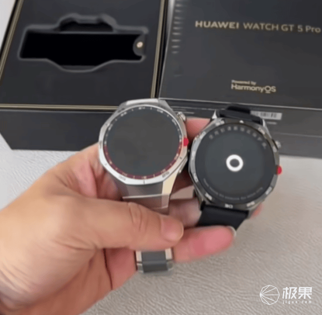 华为又一大波王炸新品要来，搭配独有新系统！新技术堪比三折叠...