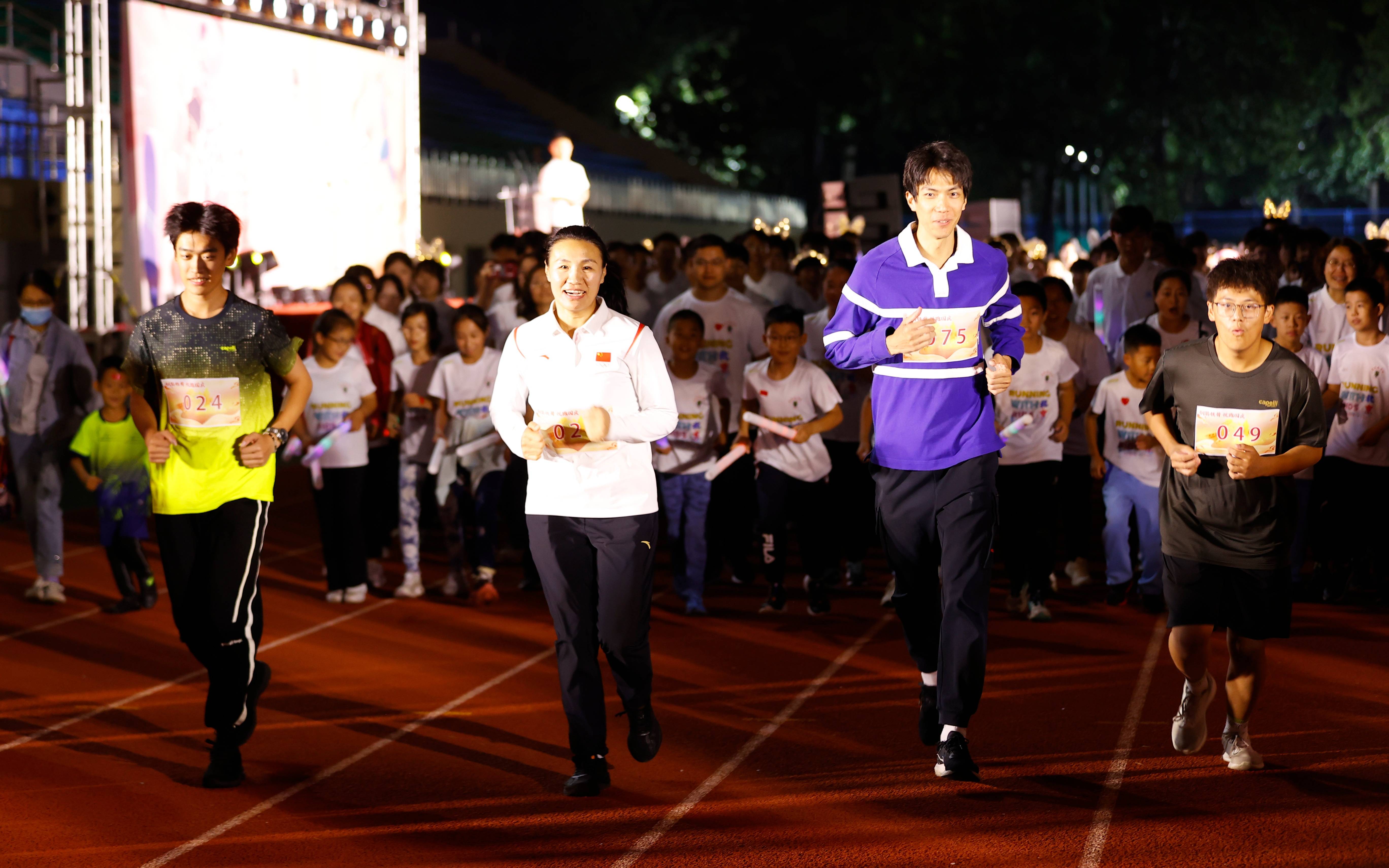 柔道冠军杨秀丽老公图片