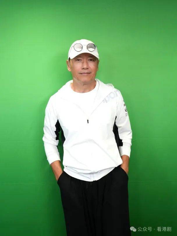 苗侨伟(三哥)近日接受谭玉瑛主持的新城节目《qk玉瑛室》访问,被主持