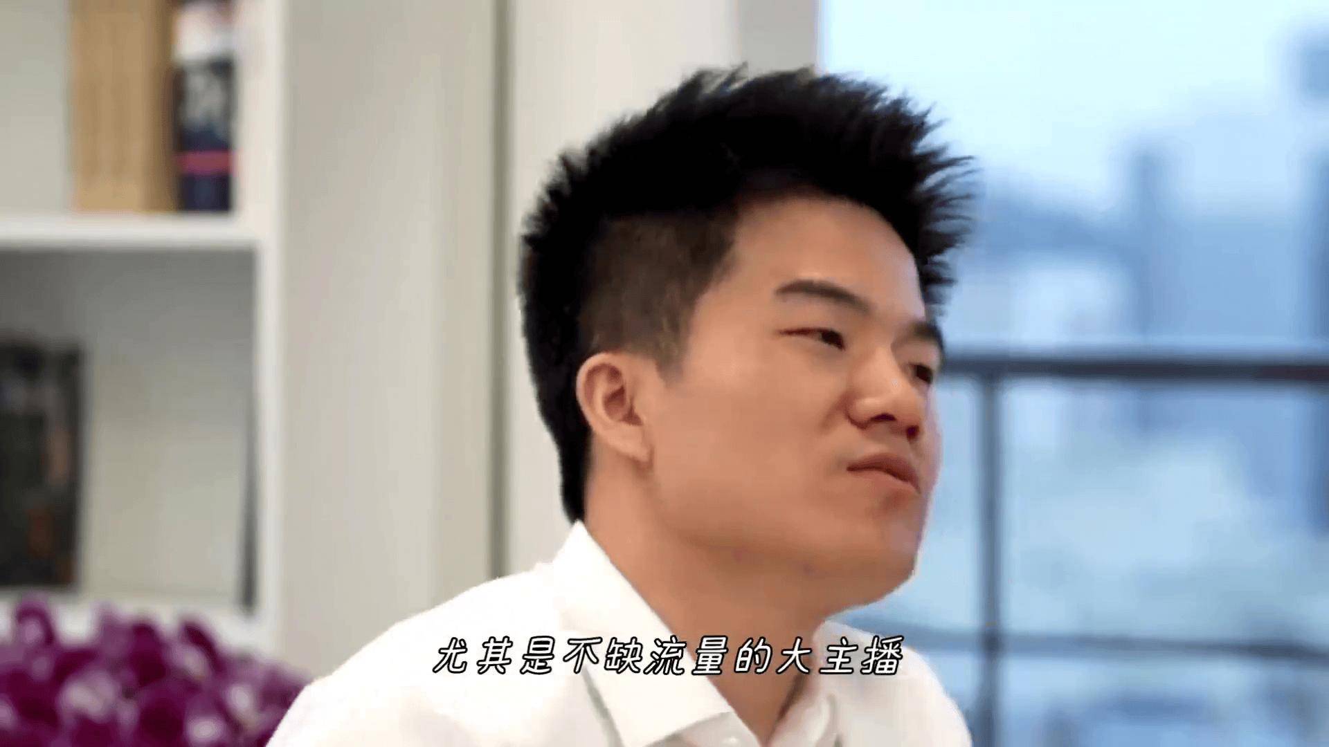 原创            客服回应董宇辉直播“翻车”-董宇是哪里人