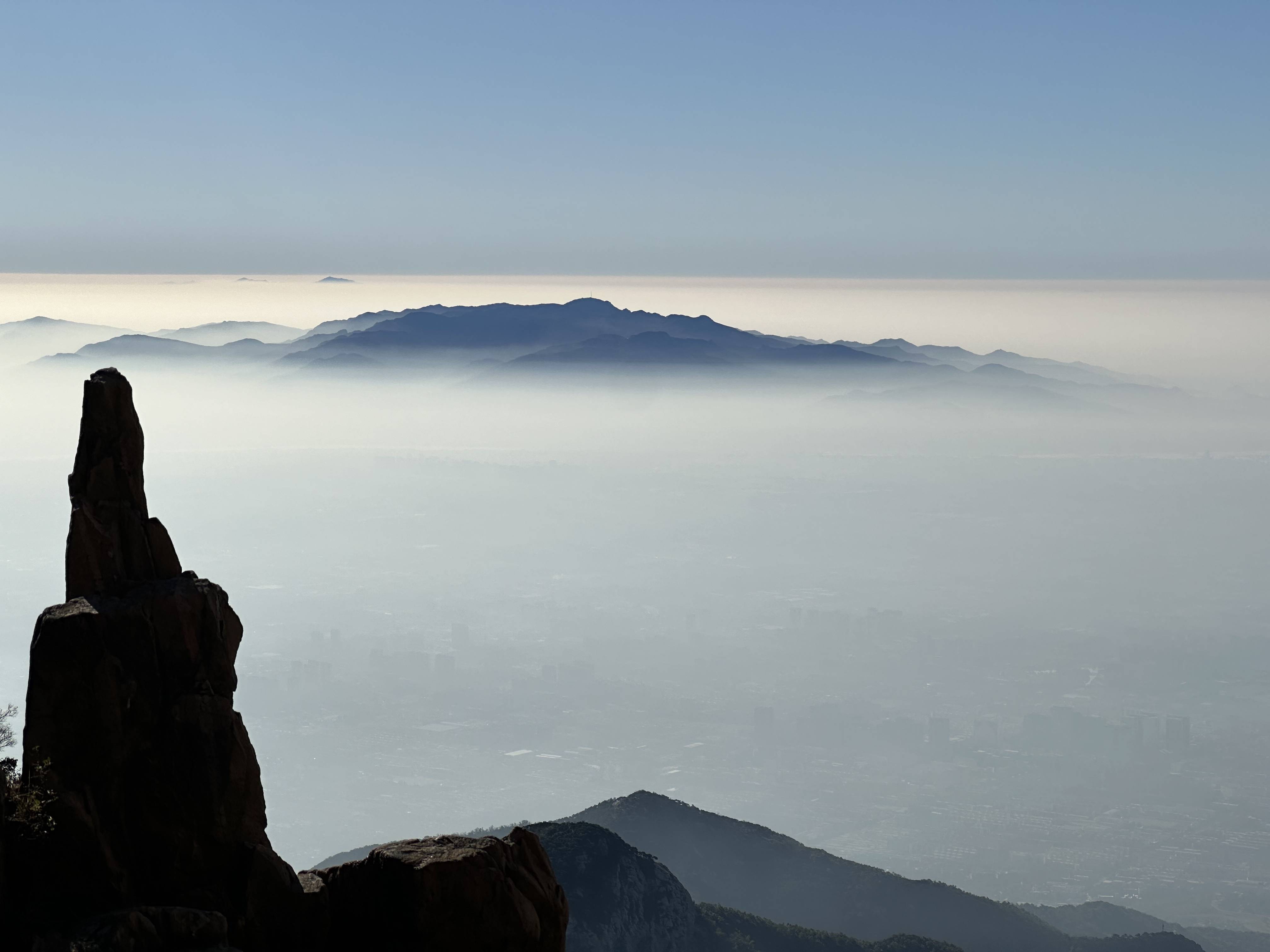 泰山云雾图片