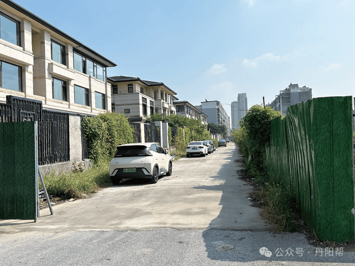 这个小区外的"便捷路"何时能打通?