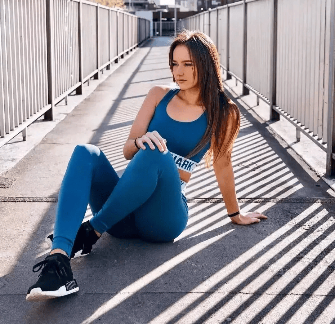 98年新疆172cm翘臀女孩,混血颜值 尤物身材,谁能抵挡住她的魅力?