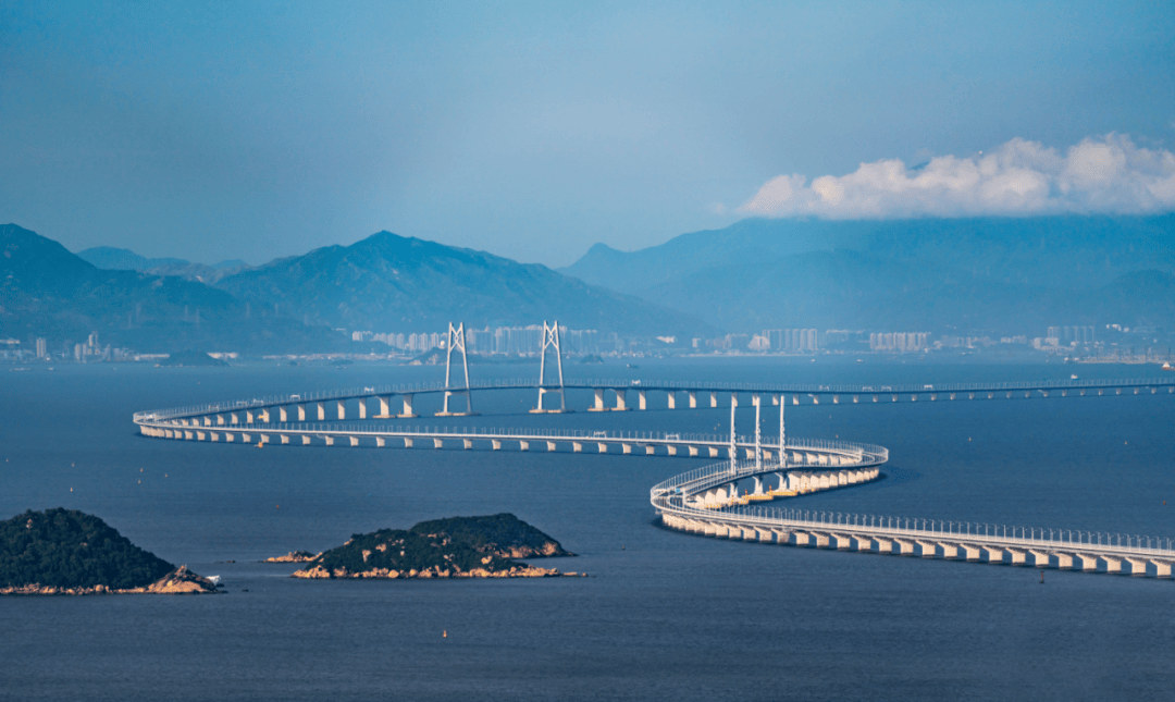 融合大动脉———港珠澳大桥塑造大湾区新格局_珠海_通关_香港