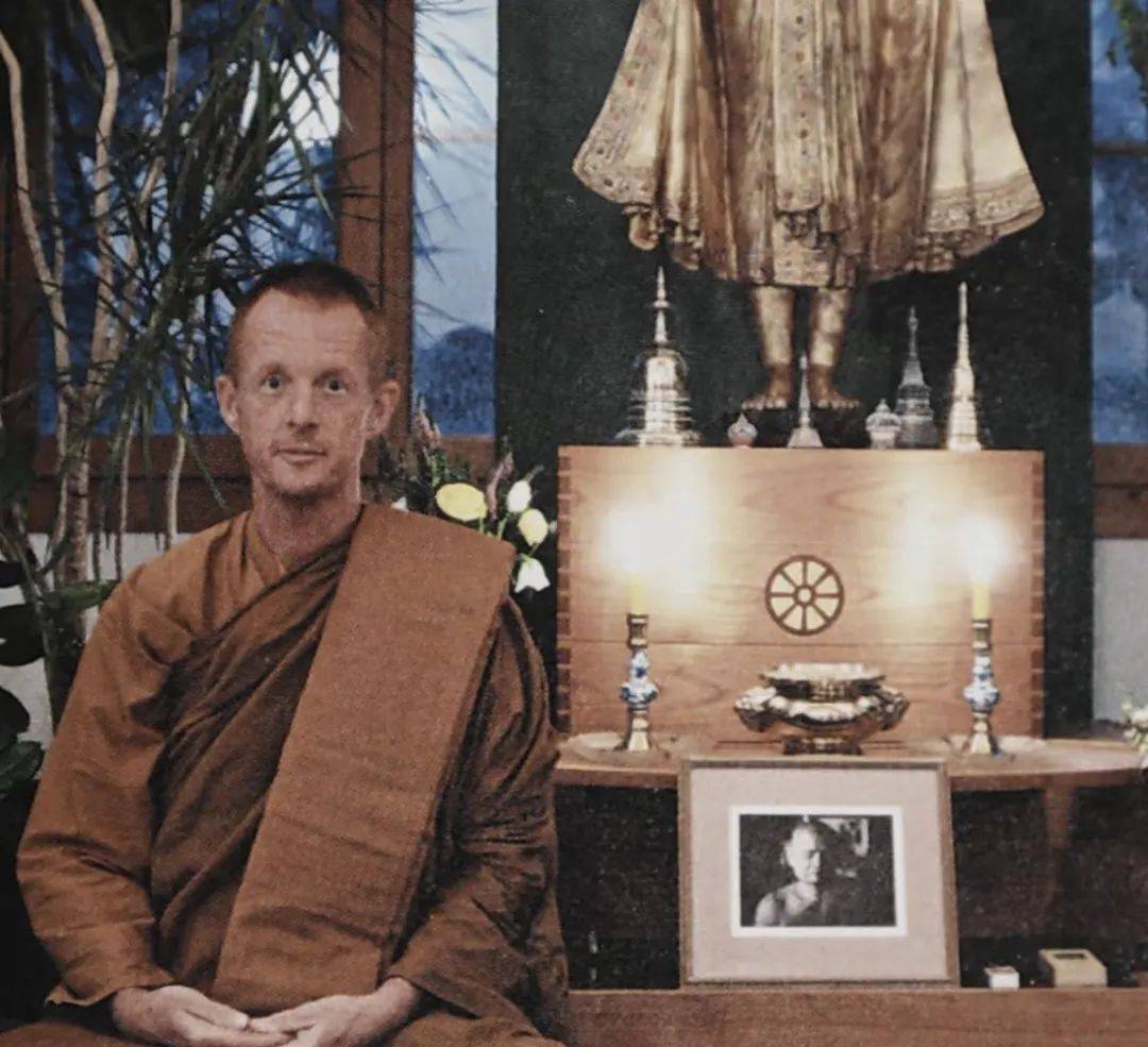 26岁高管放弃百万年薪,到泰国为僧17年,竟成了亿万人的精神导师?