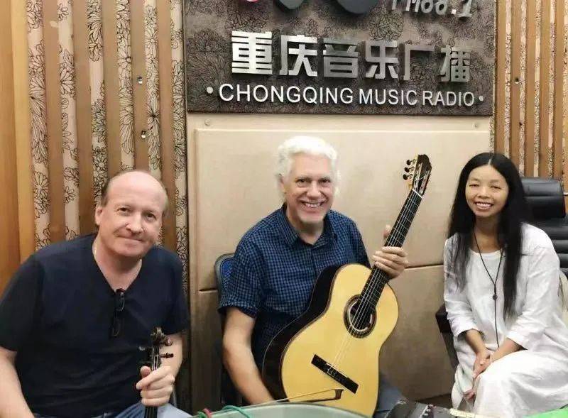 重庆音乐广播《古典也流行》,用音乐唤醒城市新的一天