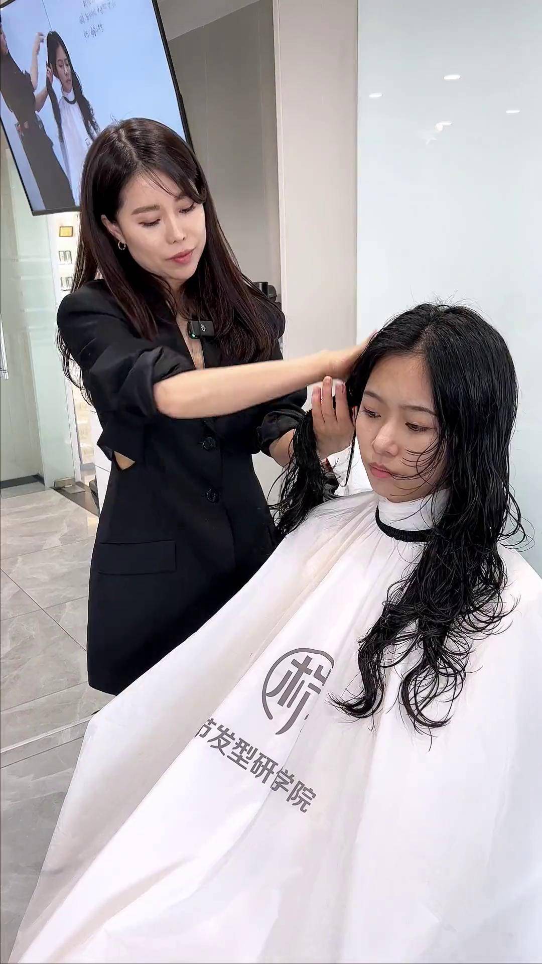 又好看又好打理的一款烫发法式烫 木节美发学院 网红烫发