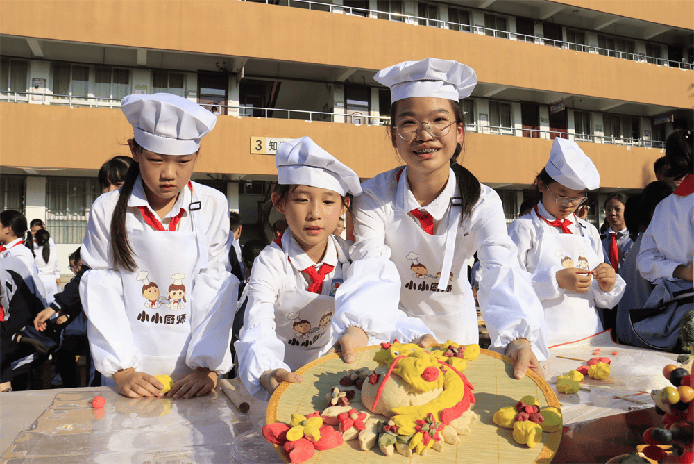 小学生厨艺大比拼美篇图片