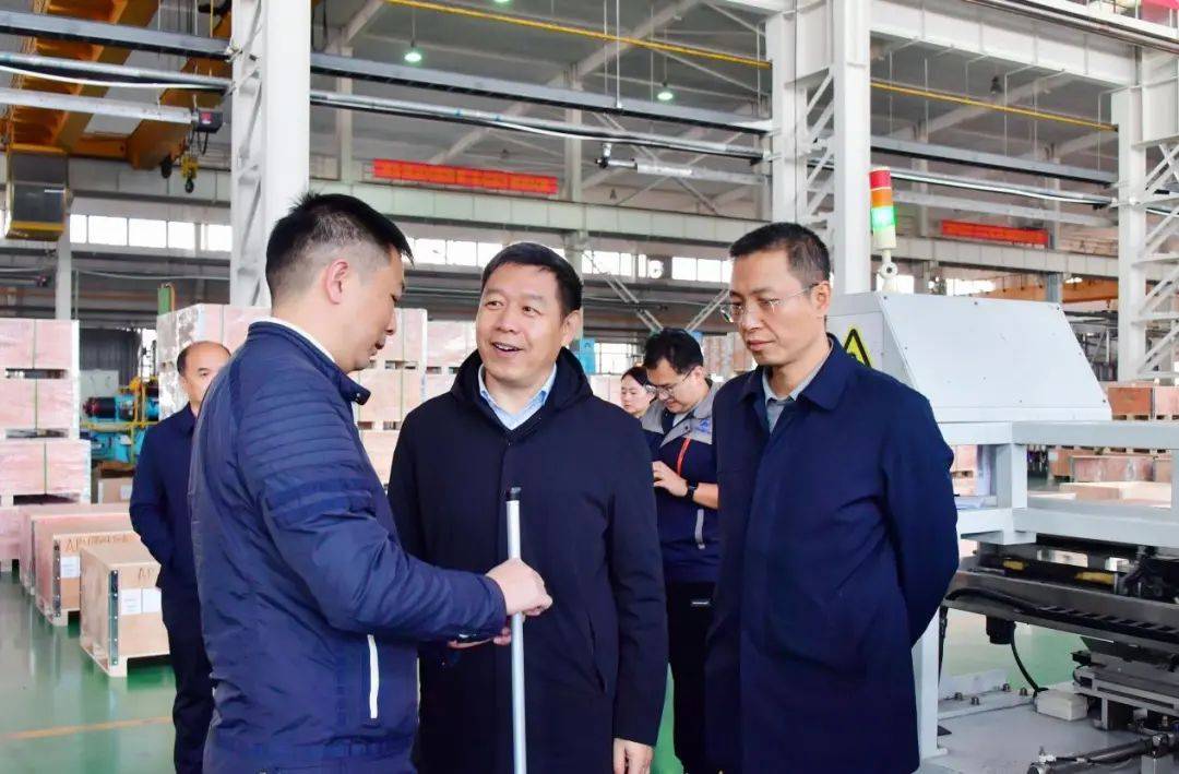 忻州市工业和信息化局局长王卓深入忻州经济开发区调研