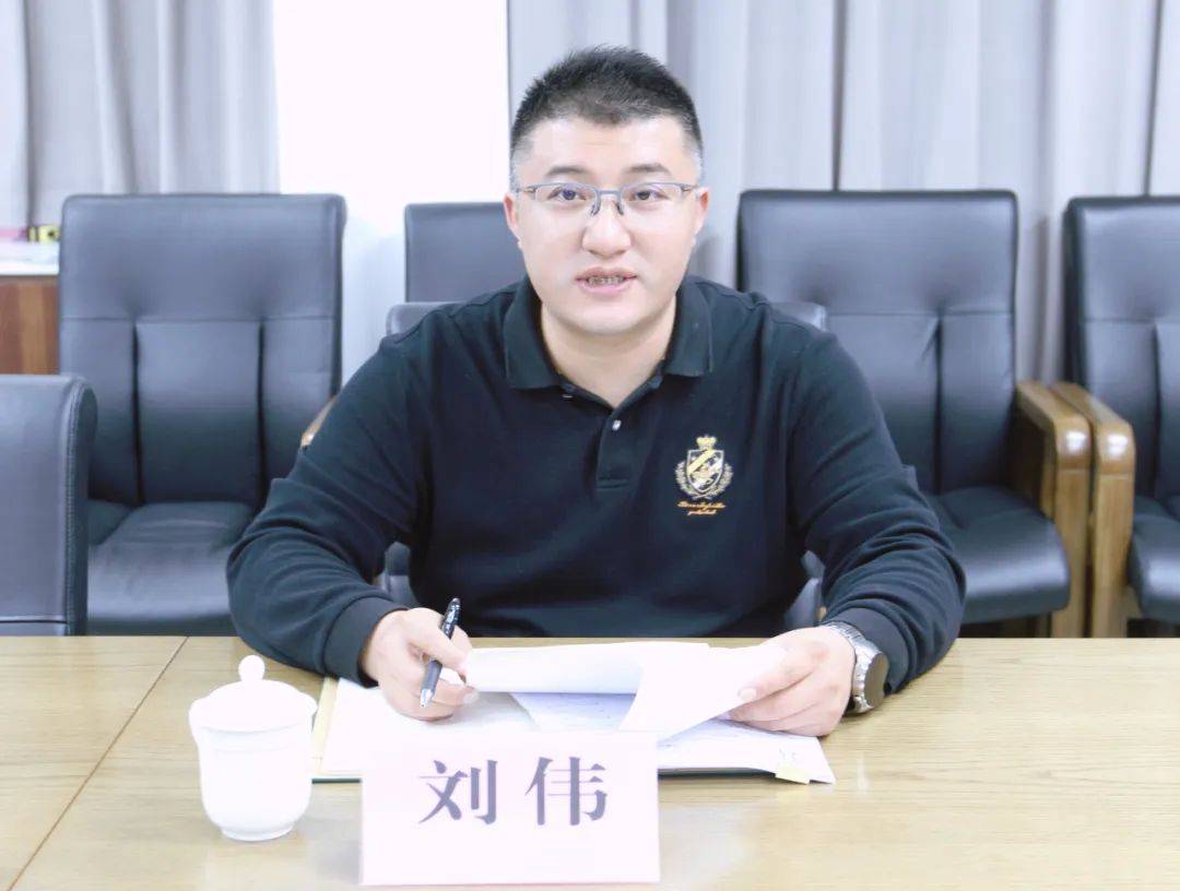 刘伟:立足"五个源于" 为奉贤新成长教育提供高品质保障