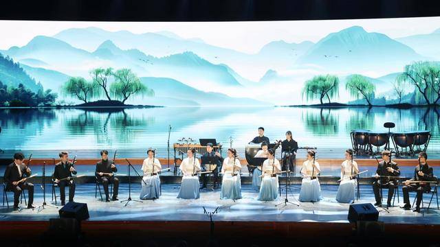 奏响吉林振兴曲 阔步迈向新征程——中央音乐学院专场音乐会侧记