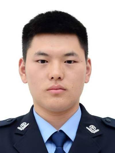 25岁辅警勇救落水老人不幸牺牲 阿里公益天天正能量联合华西都市报