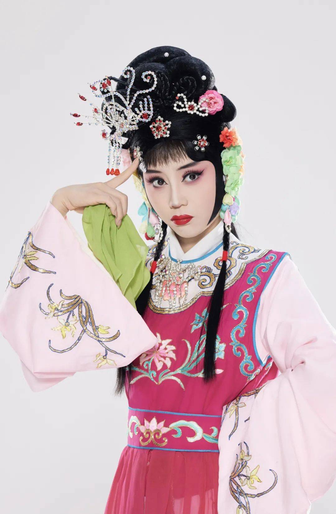 演出预告丨"荀梦留香"王梦婷个人京剧专场——《春草闯堂》《盘丝洞》