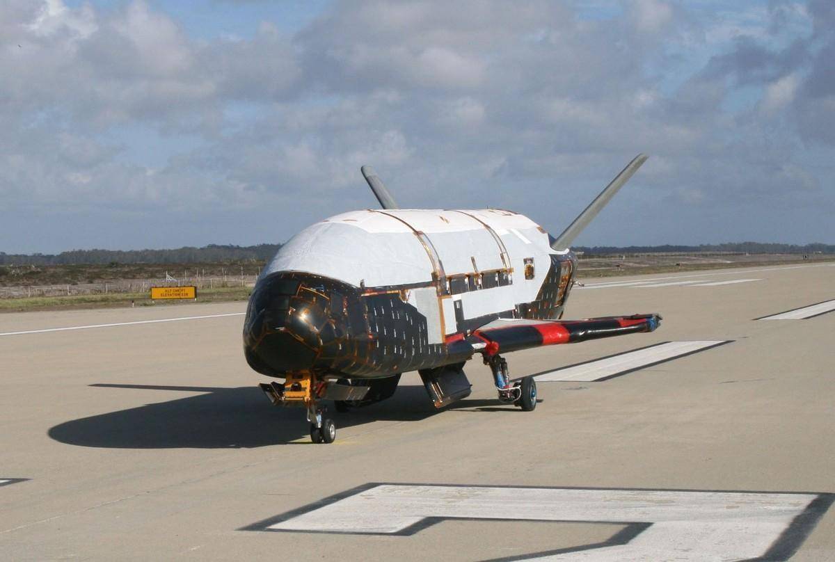 空成航空航天的简单介绍 空成航空航天的简单

先容
（航空成飞） 航空航天