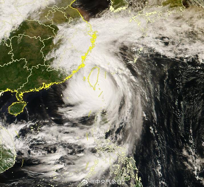 刚刚登陆！上海将迎大暴雨，周五会停课吗？最新回应