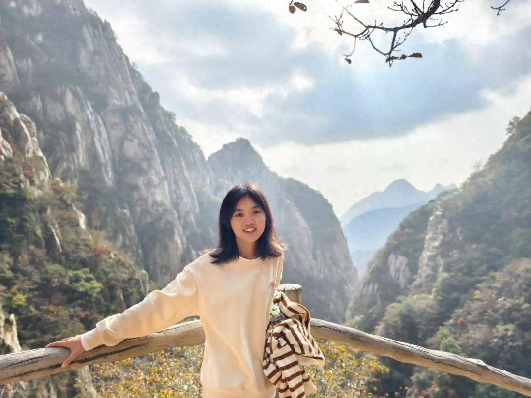 曾是奶奶背上学的留守儿童，28岁女生成高校正高级研究员：博士后期间获3个国家级项目