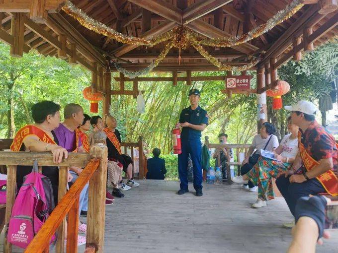 "坚守蓝焰初心,勇担应急使命" —记长寿村"候鸟人"身边的"守夜人"