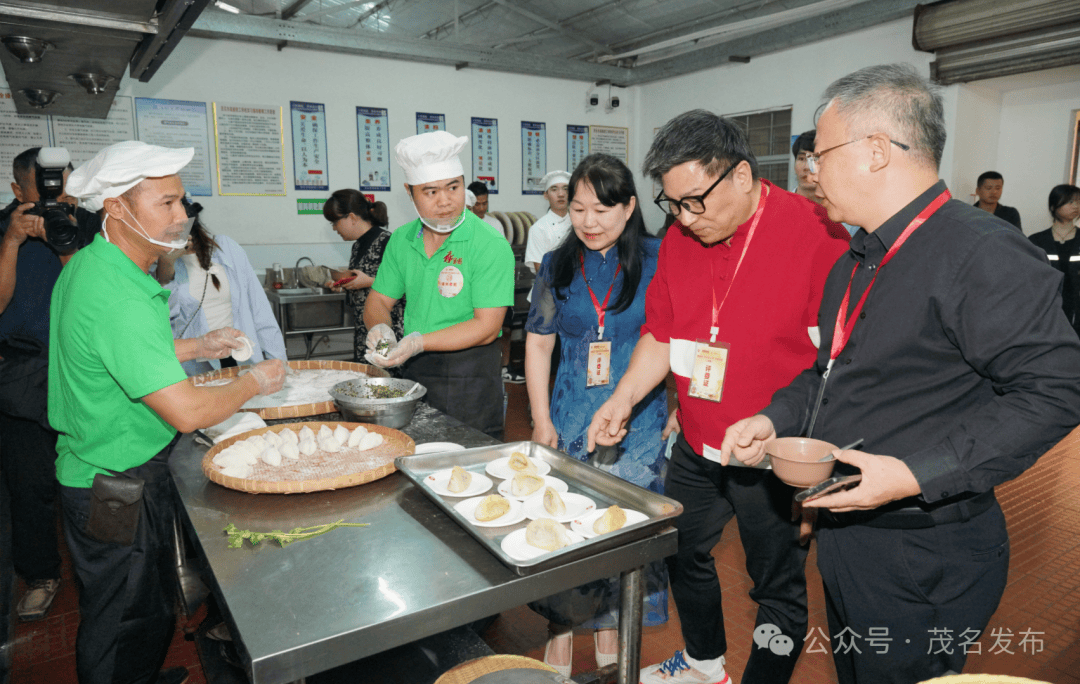 一竞技app茂名市50道高凉小吃同台比拼哪一款是你的最爱？(图3)