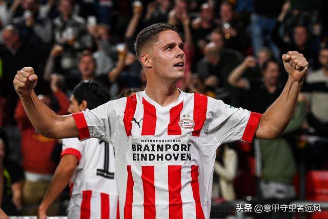 埃因霍温续约荷兰国脚中场 荷甲155场造85球去年荣膺助攻王