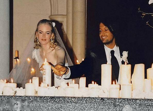 妮可女儿16岁出道当模特!儿子却在深海捕鱼!4个孩子,活法天壤之别