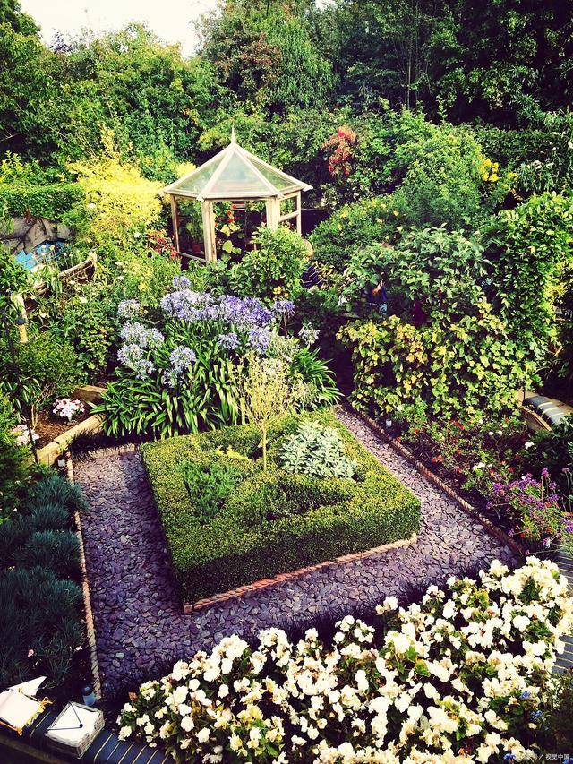 四川农业大学观赏园艺学专业:花卉王国的园艺师;园艺美学的探