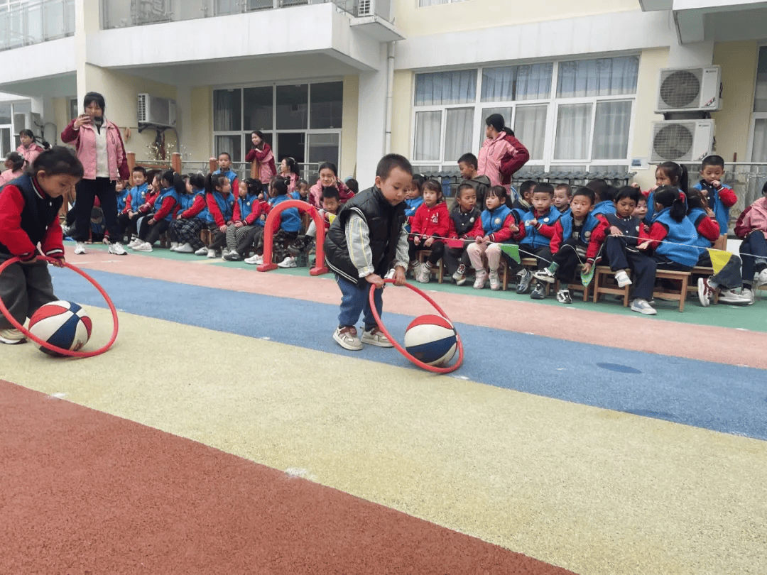 大班健康大步接力跑(幼儿园大班健康接力跑教案)