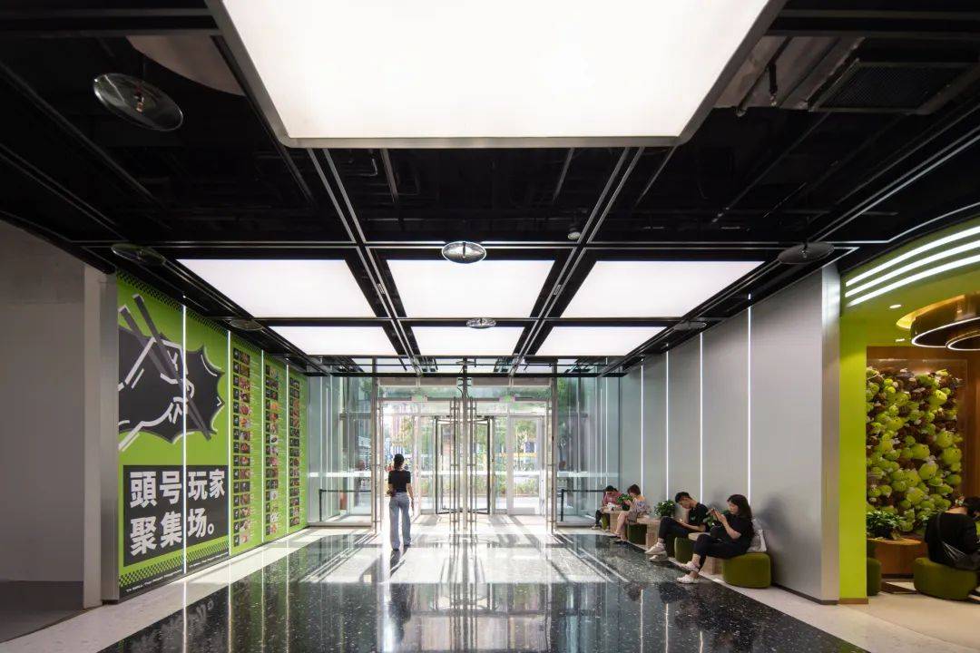 DYML新作:三里屯一号场T+MALL,头号玩家新聚场_建筑_项目_入口