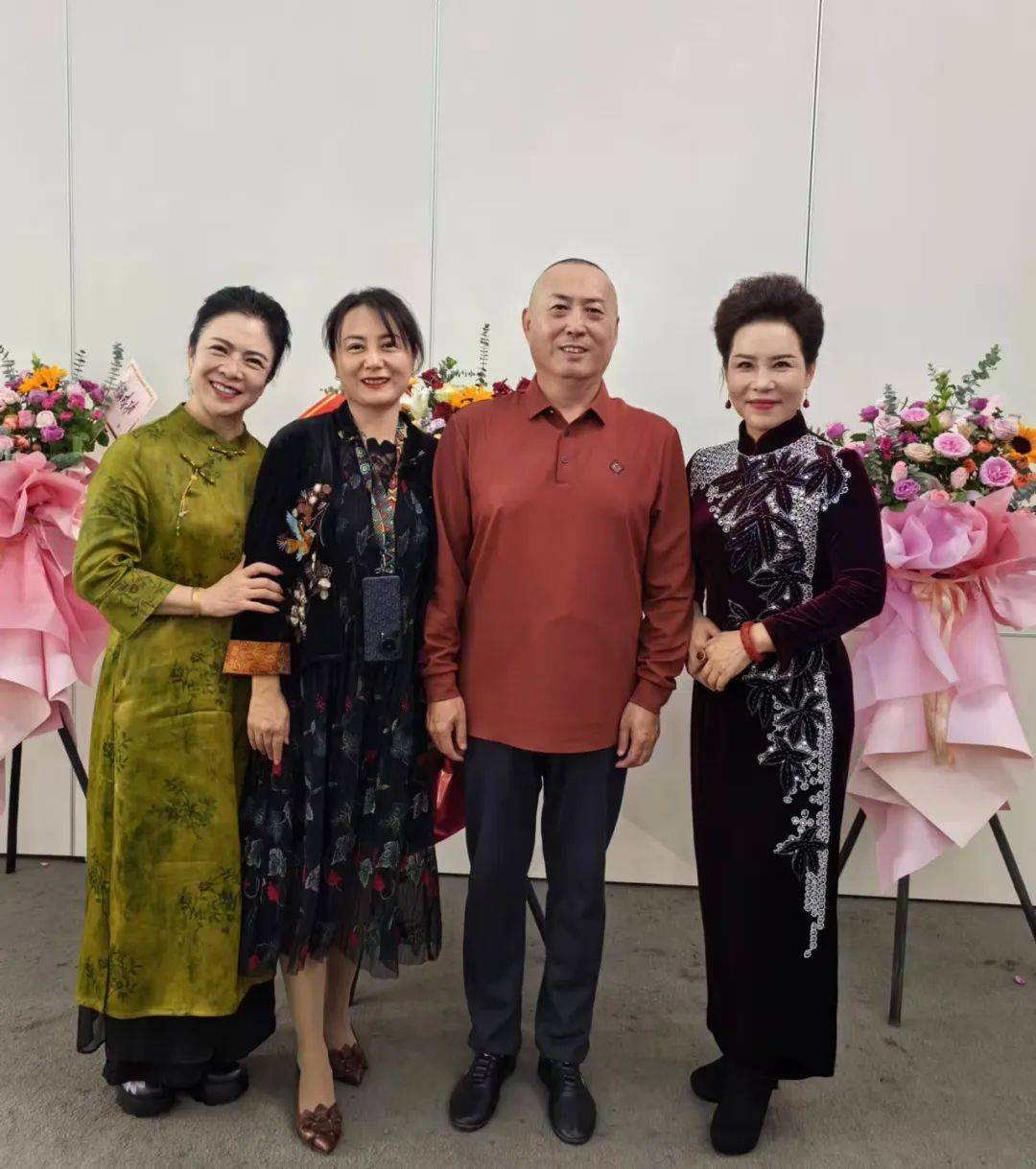 一对姐妹花——秦皇岛,廊坊《刘巧儿评剧社》社长李莲凤,沈亚梅