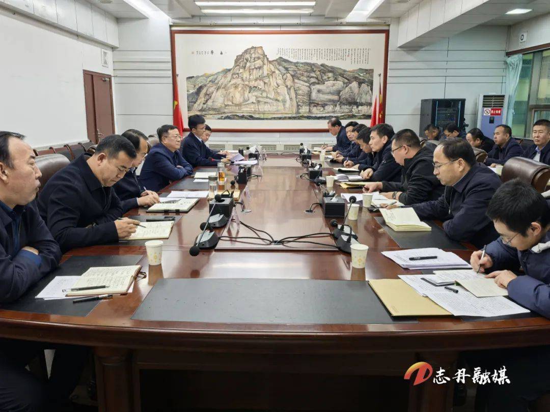 李炜主持召开强降雨灾后重建工作领导小组会议