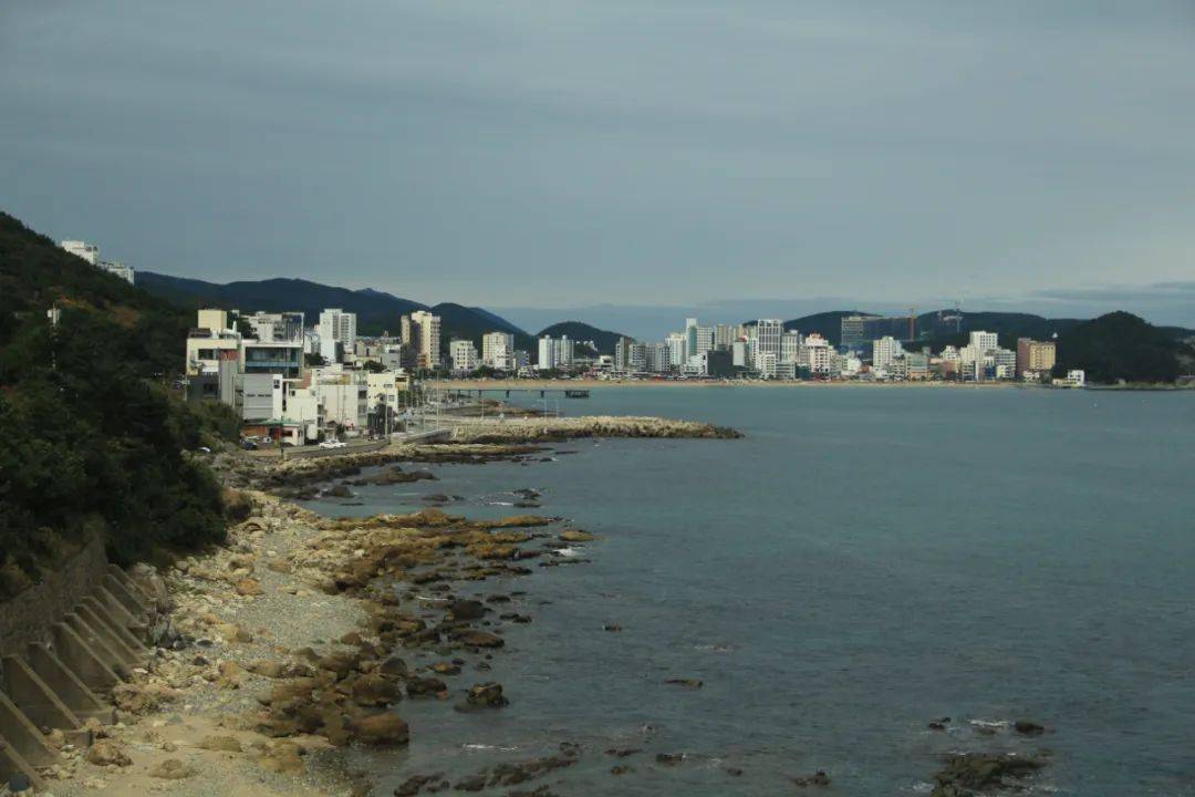 图片[2]-旅缩力拉满的亚洲国家，这座海边小城除外 -华闻时空