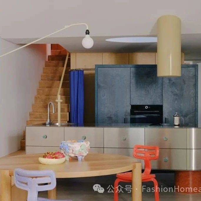 100个彩色的家！悉尼一个俏皮而紧凑的住宅，新颖的空间布局方法#fashion空间#_课程表_色彩_趋势