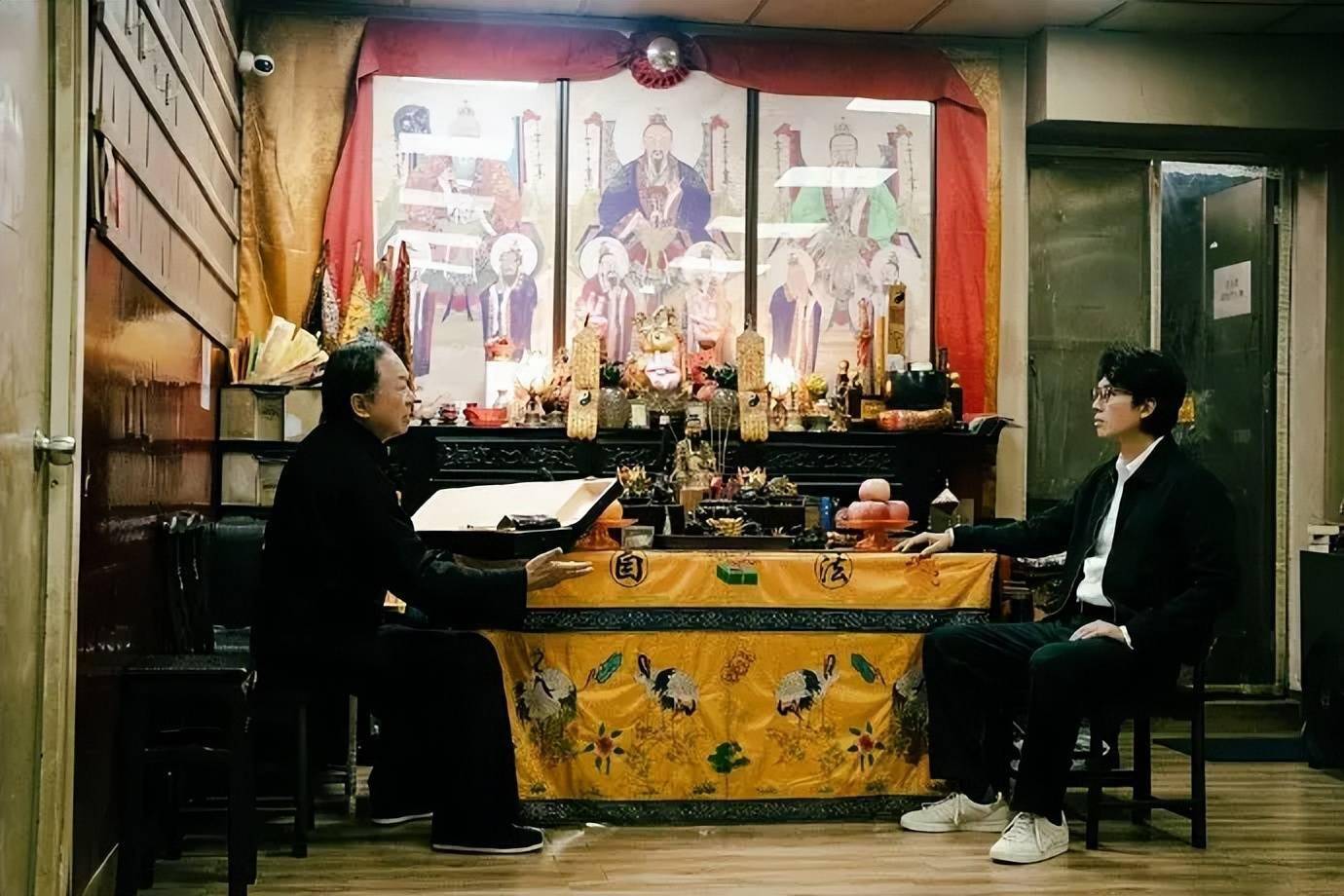 〈破·地狱〉：黄子华电影的惊艳之旅，〈破·地狱〉火爆背后：黄子华的独特魅力