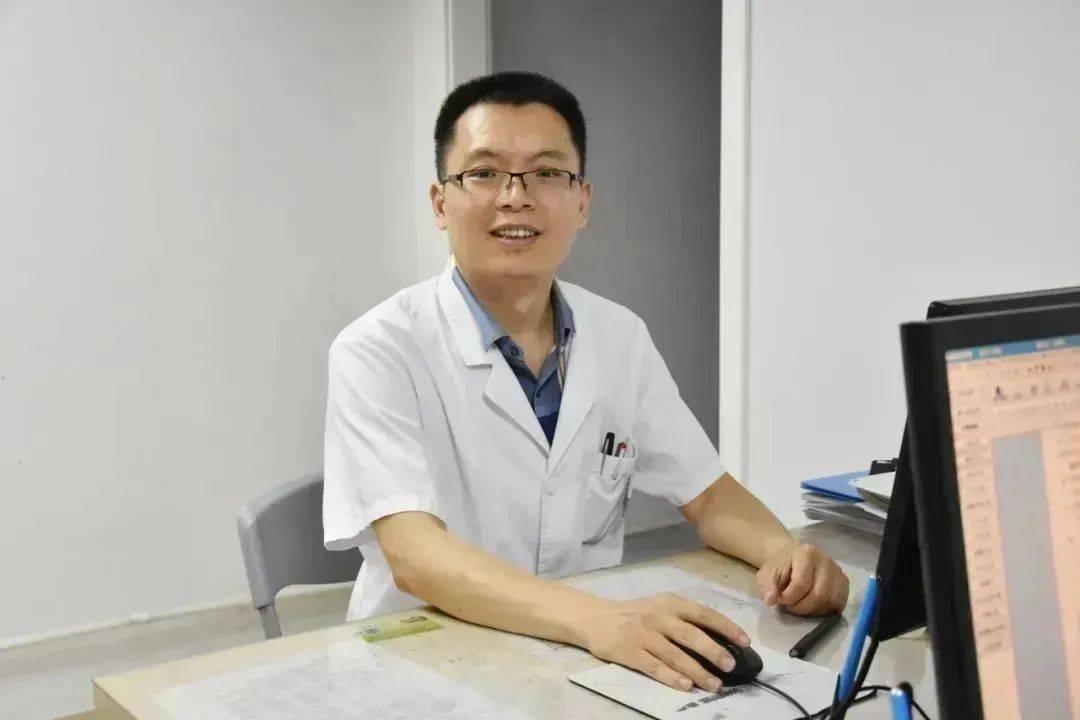 康复医学科门诊专业特长:擅长胃肠,两腺,肛肠及结石等外科疾病的诊断