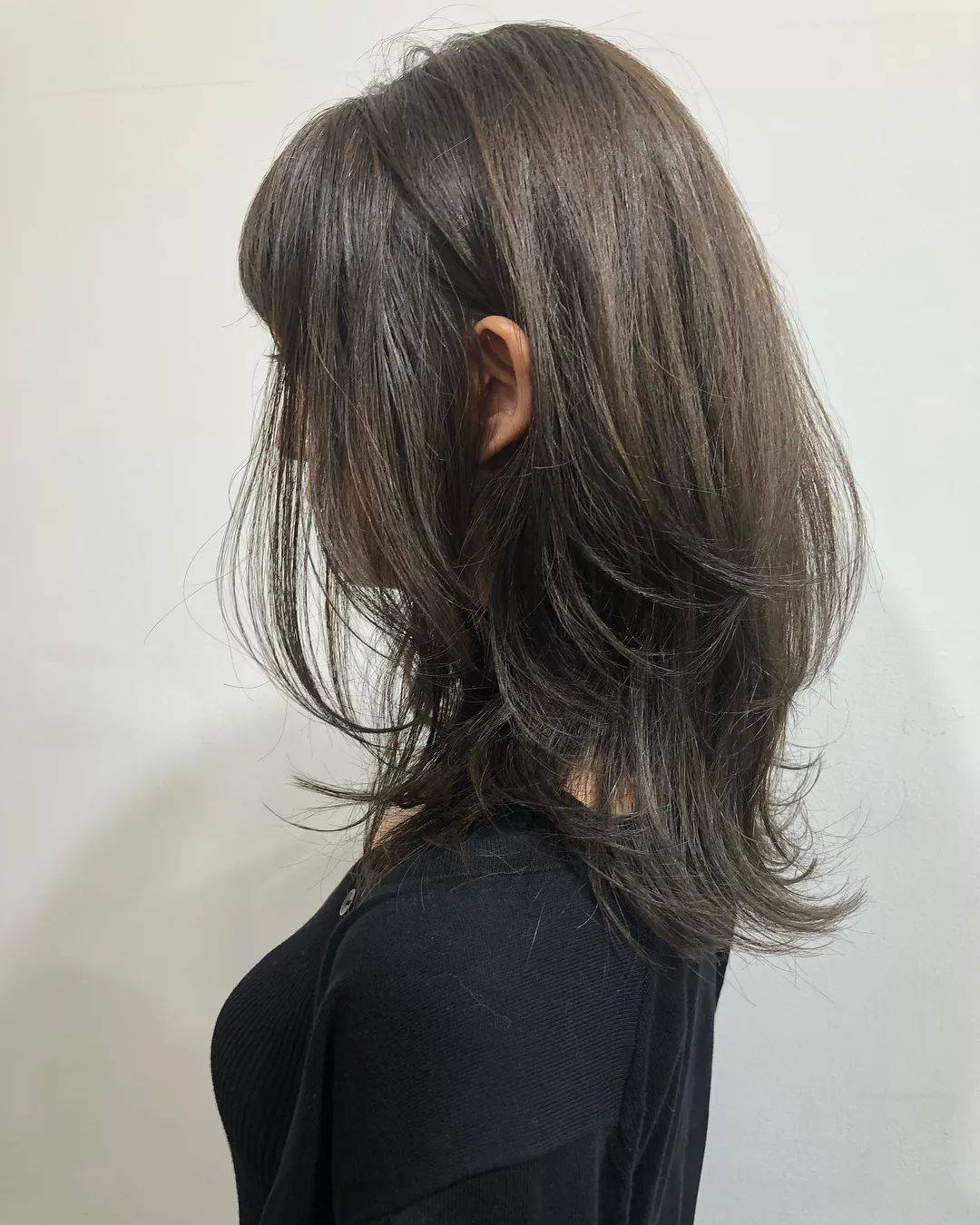 中高层次的齐肩发