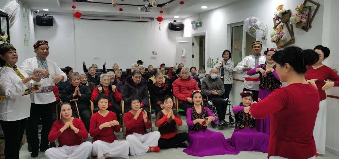 “时光伙伴”互助养老，感恩助老传递温情
