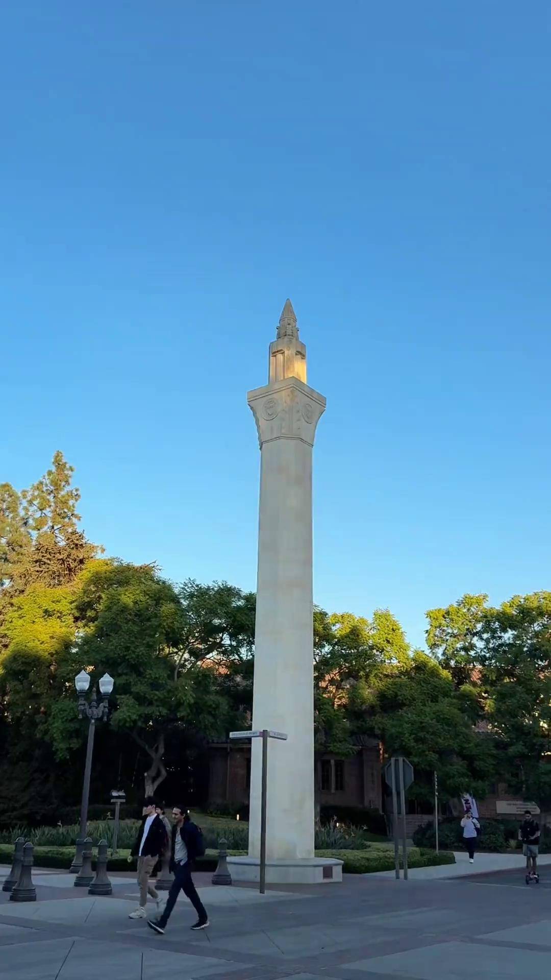 跟着钢爸看最真实的美国大学校园 南加大电影学院 南加大