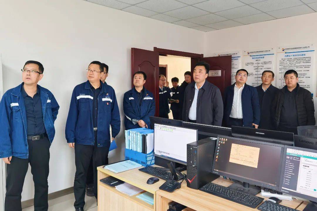 刘进军到郭家滩矿业公司督导检查项目安全建设工作