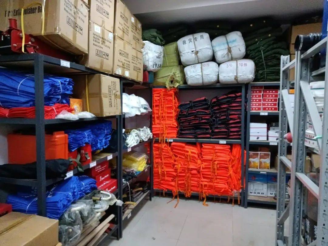 南城街道强化应急救援物资管理工作