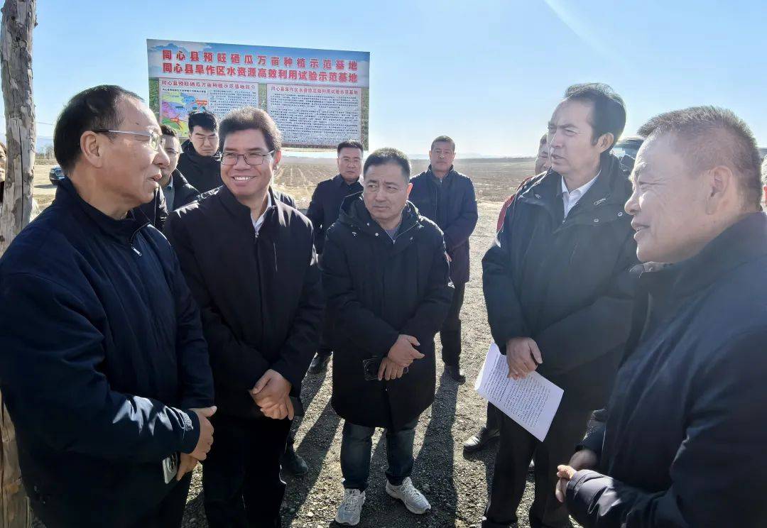 千方百计促进农民增收 67陈雍带队调研原州区同心县相对困难乡镇