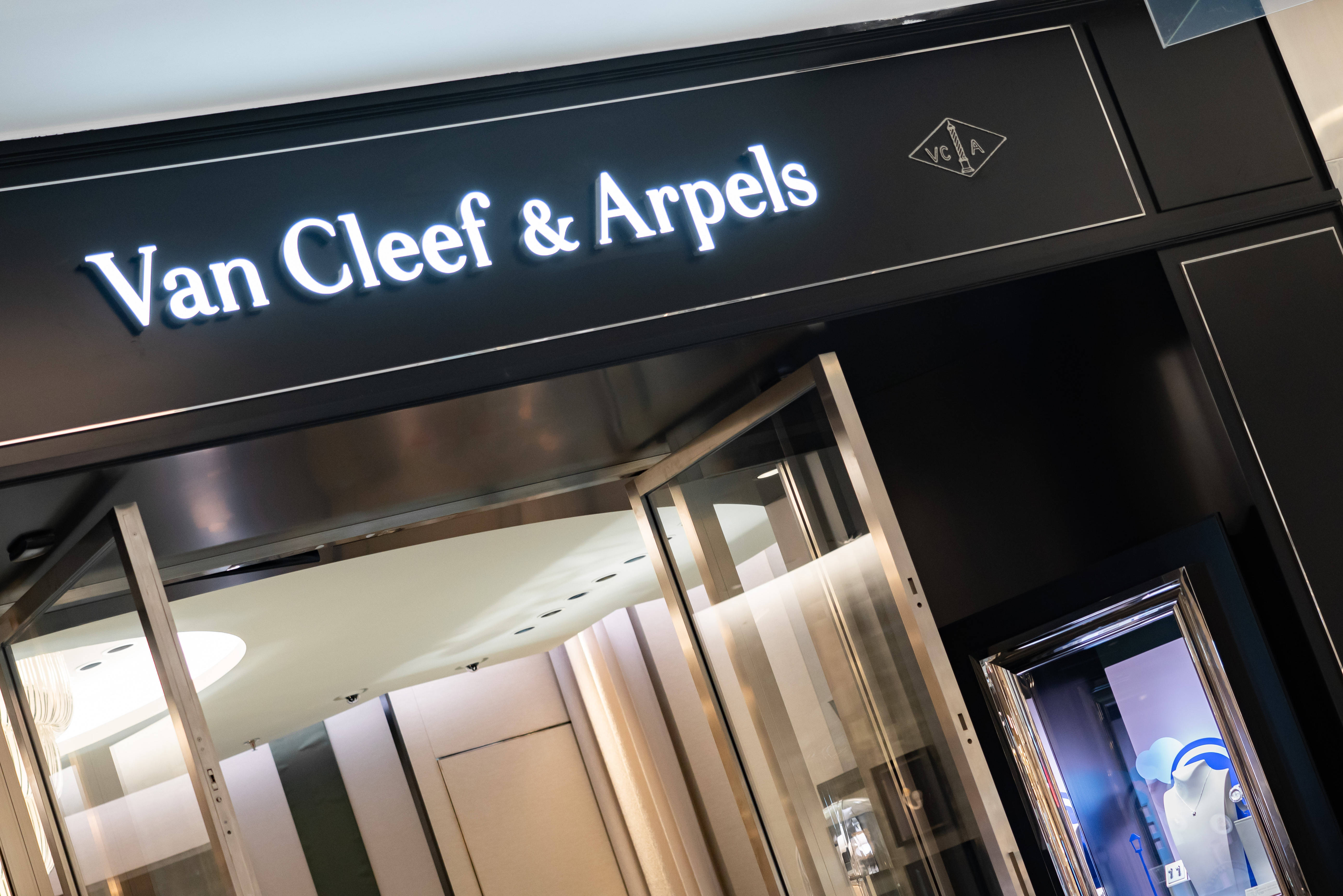 梵克雅宝对水贝市场高仿重拳出击