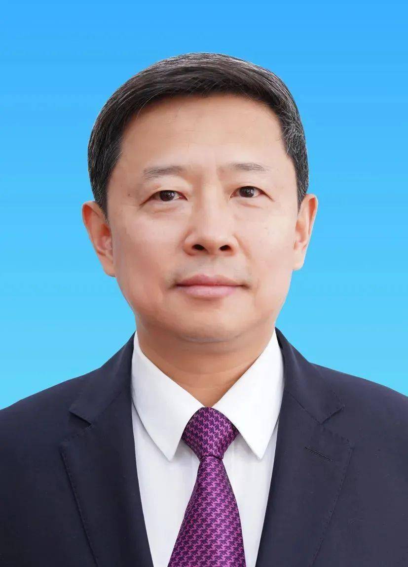 东莞市原市长李毓全被开除党籍;吴泽桐任广东珠海市代