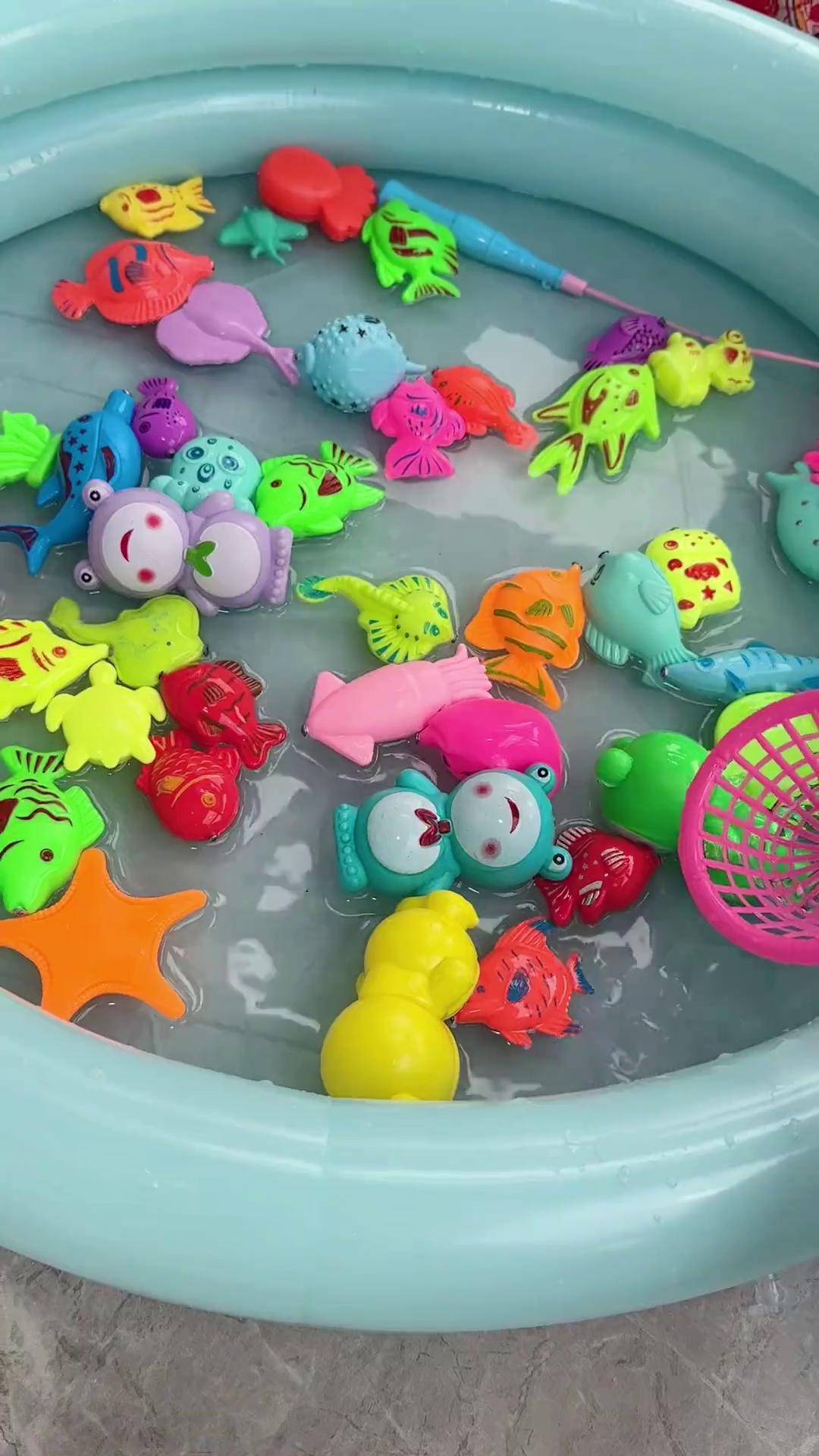 夏天到啦钓鱼玩具安排了吗没有哪个孩子会拒绝钓鱼吧在家准备一套再也