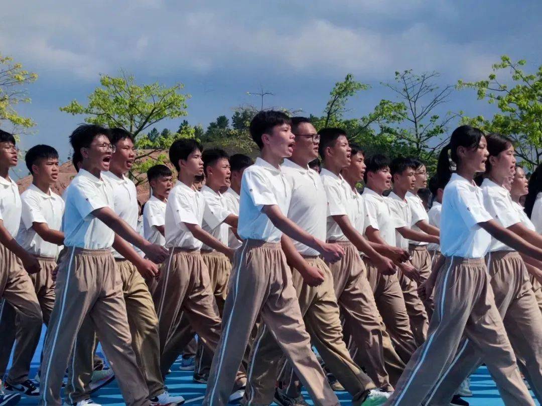 梧州市思中高级中学图片