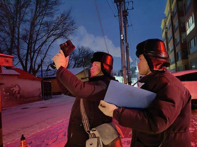 寒潮强势来袭他们欧博体育注册浴雪保供(图3)
