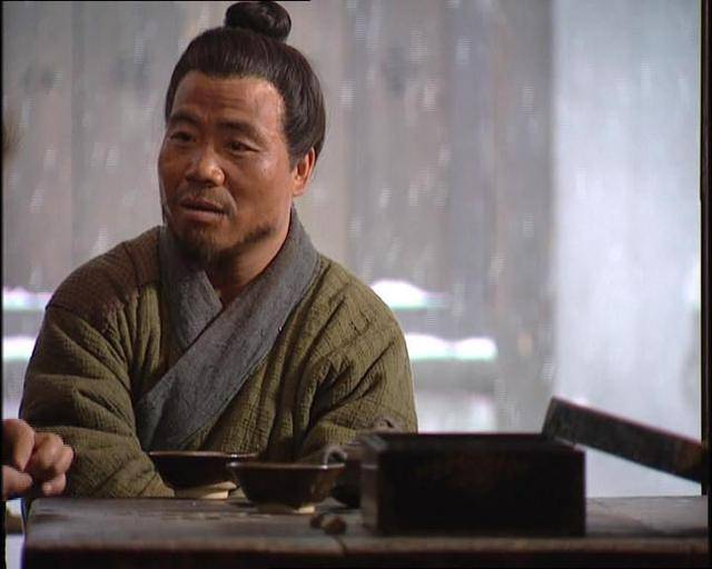 武大郎演員宋文華，沒碰到潘金蓮，身高1.5米，娶了1.7米漂亮妻子