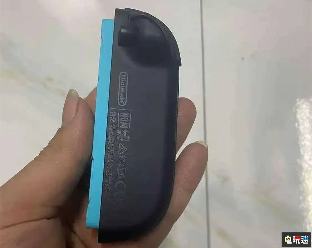 任天堂Switch 2手柄实物图曝光，序列号可查，新设计引猜想_Joy-Con_宝可梦_游戏机