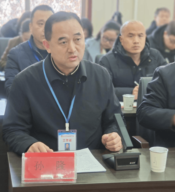 褚清源,曾庆伟调研烟店中学差异化教学