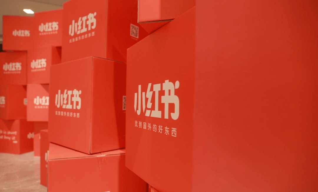 TikTok美女集体逃往小红书,马斯克母亲成最大受害者 TikTok美女集体逃往小红书,马斯克母亲成最大受害者