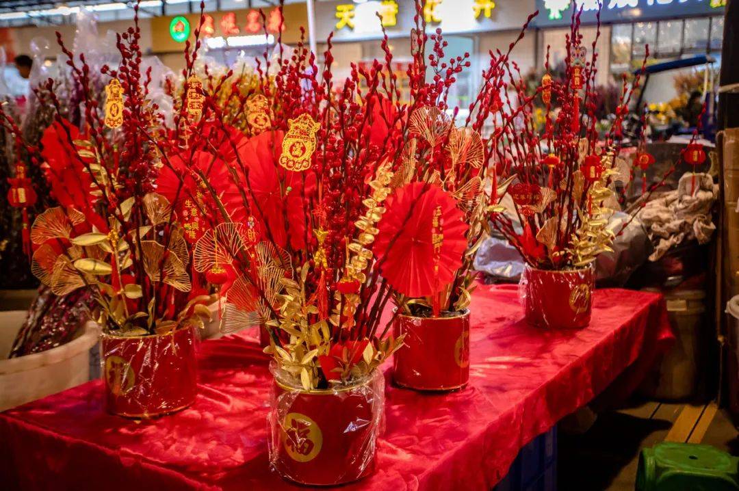 着名品牌周密撤出美妆行业渠道产生改造）！家庭医师签约任事再跳级免费上门换药暖民气（终末一家正式关上