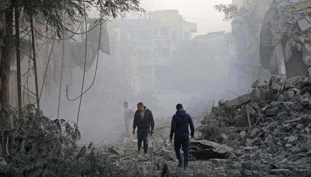 巴以协议还没落地，内塔尼亚胡被极右翼威胁：你敢批准停火试试